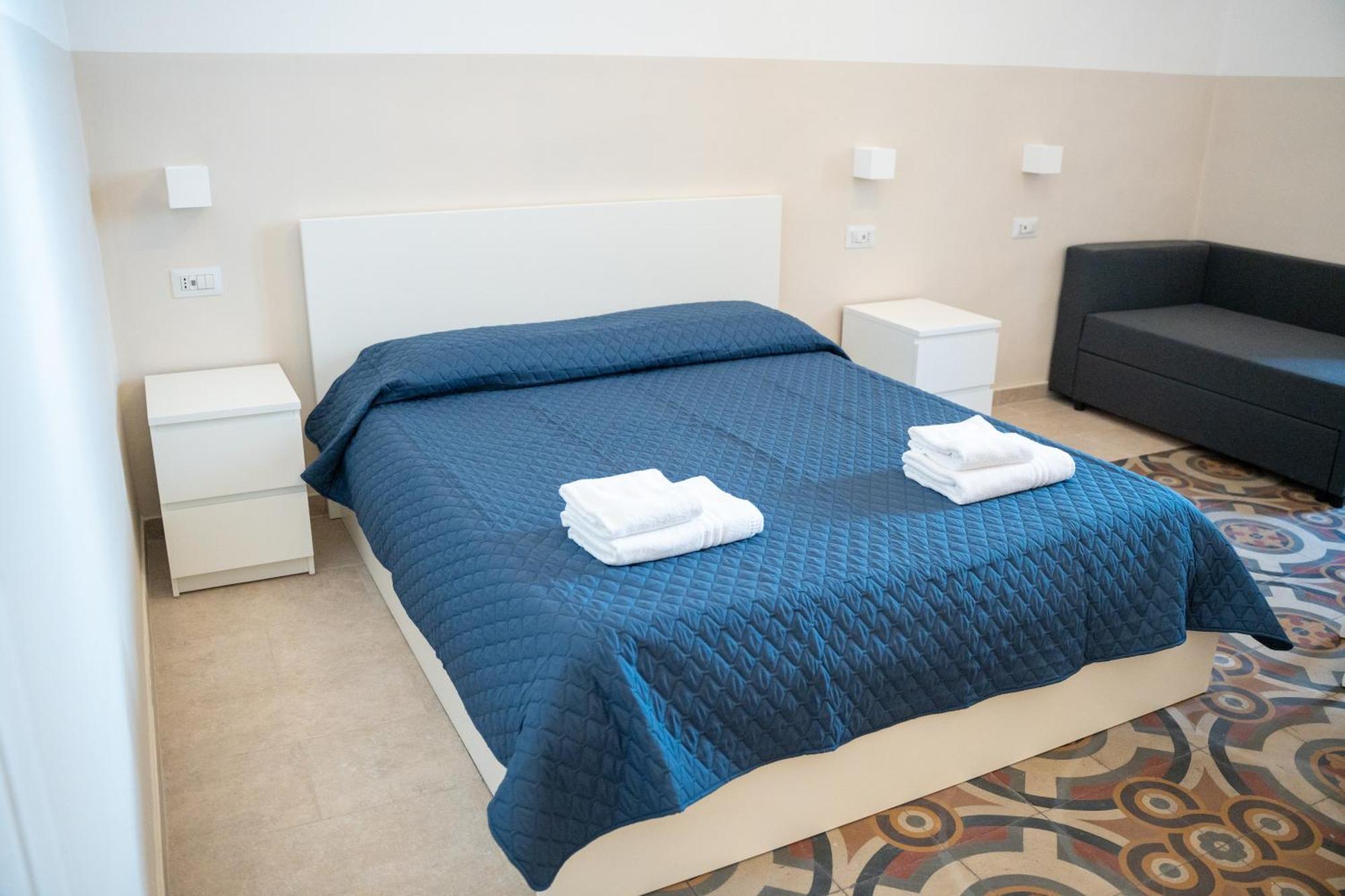 Principe Amedeo 93 Bed & Breakfast Bari Luaran gambar