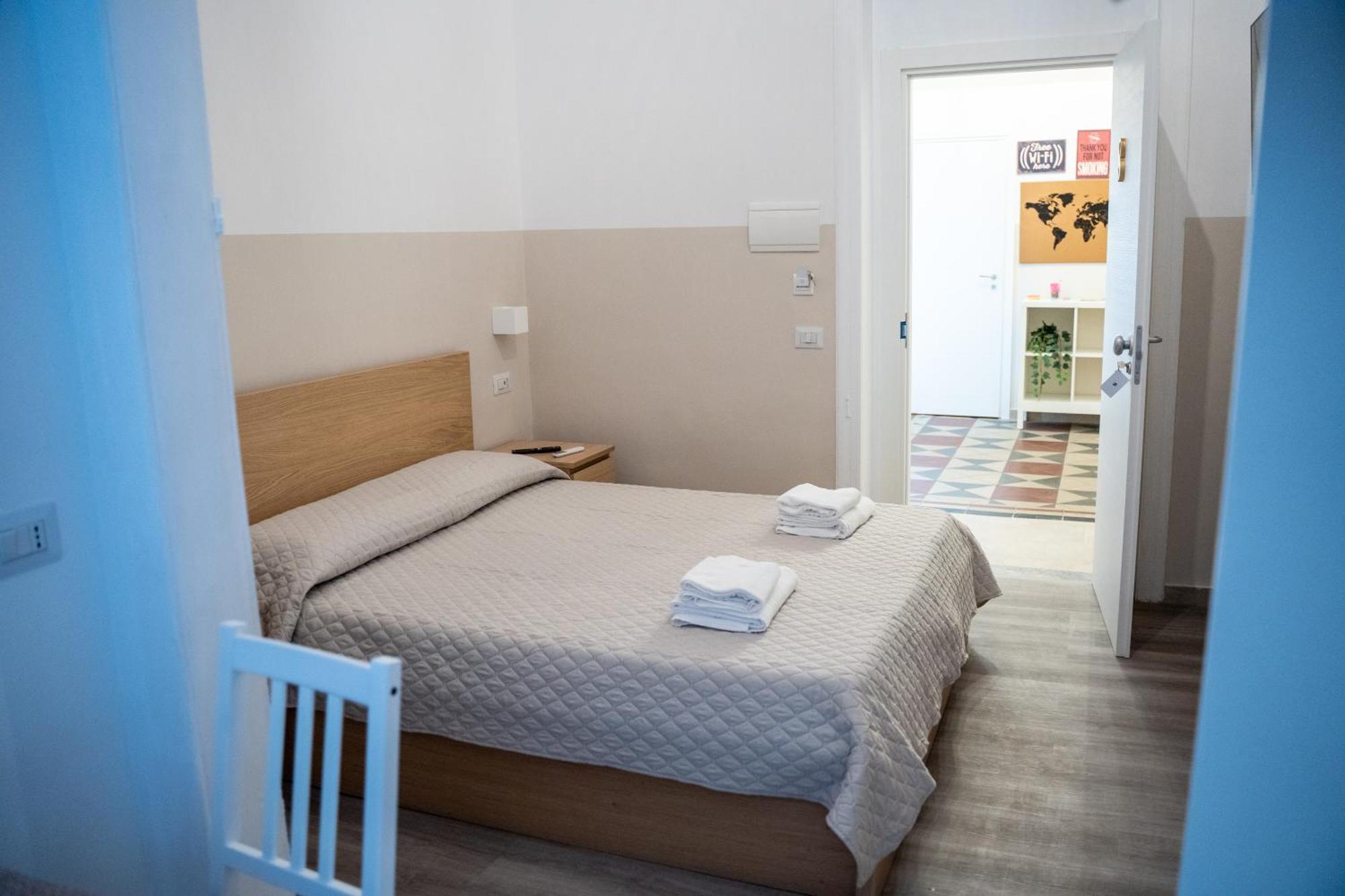 Principe Amedeo 93 Bed & Breakfast Bari Luaran gambar