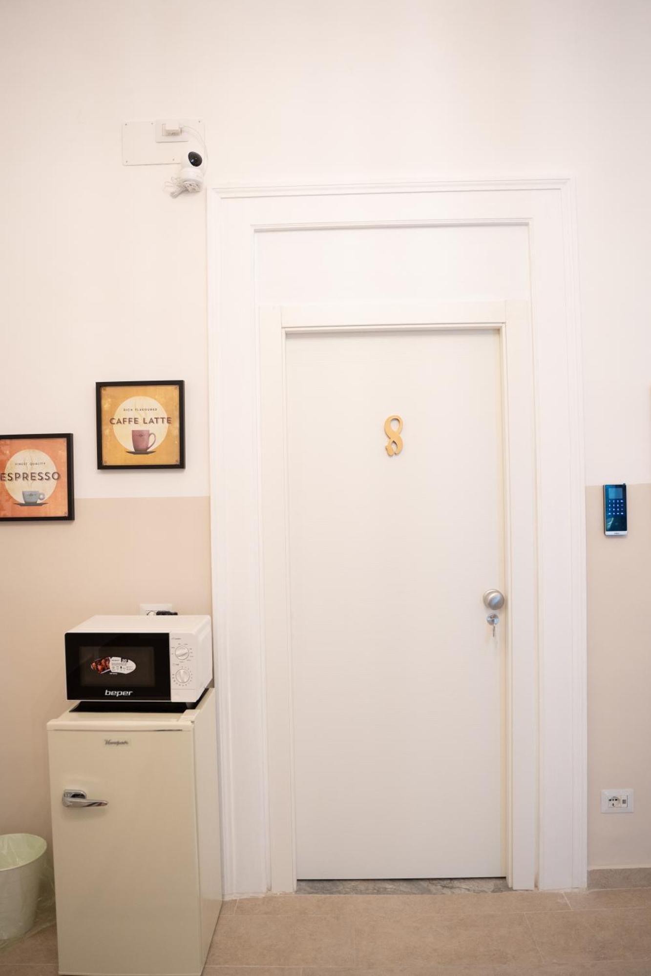 Principe Amedeo 93 Bed & Breakfast Bari Luaran gambar