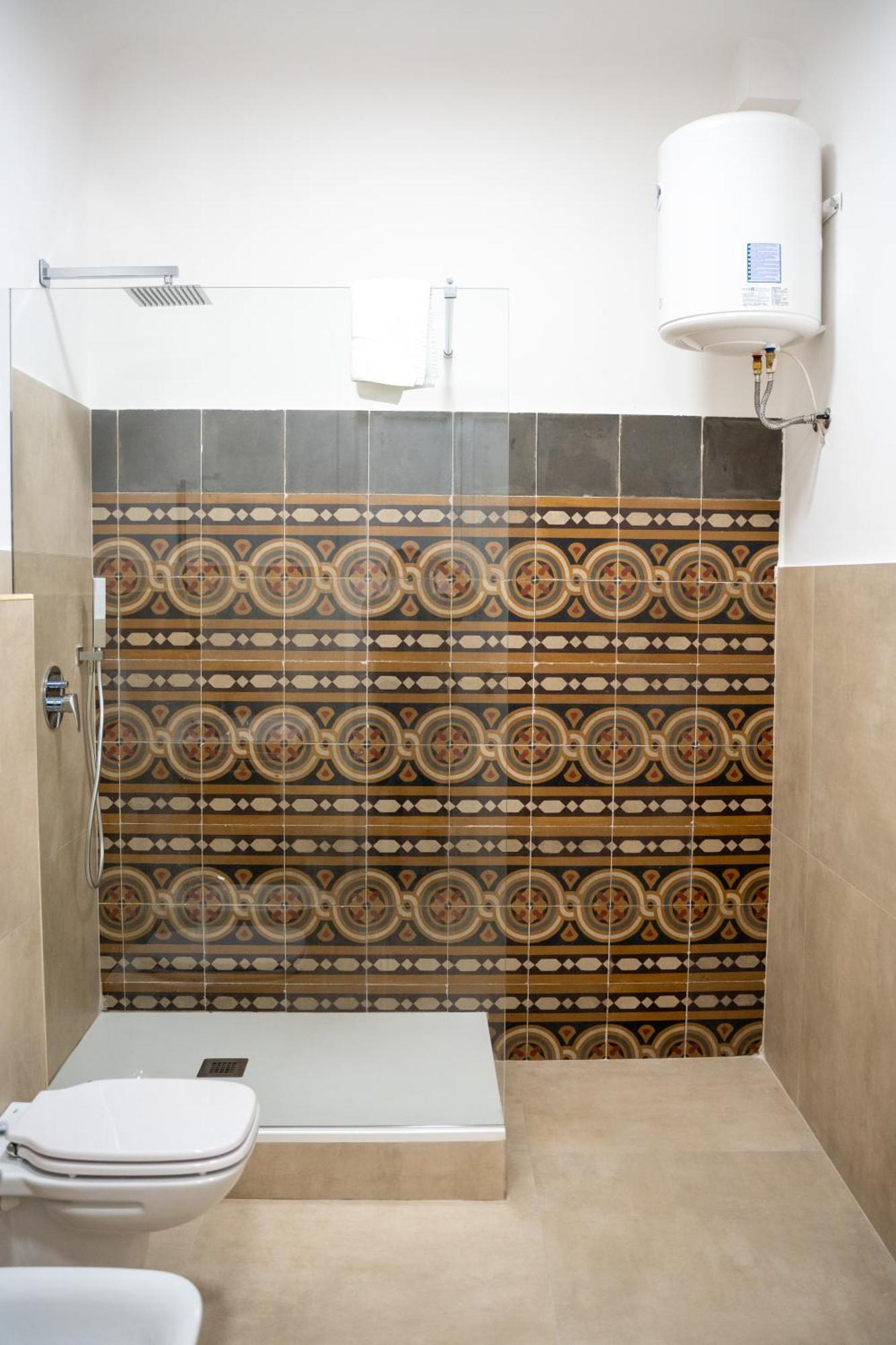 Principe Amedeo 93 Bed & Breakfast Bari Luaran gambar