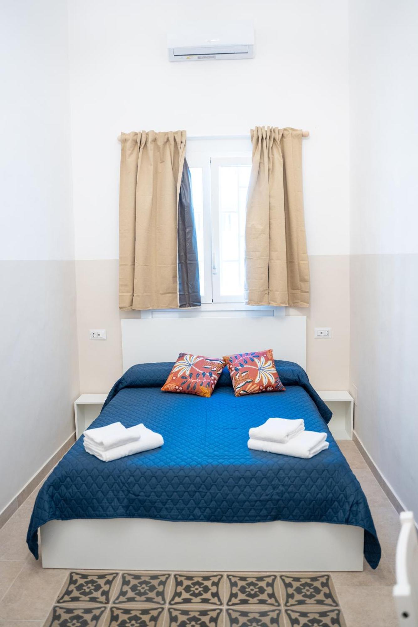 Principe Amedeo 93 Bed & Breakfast Bari Luaran gambar