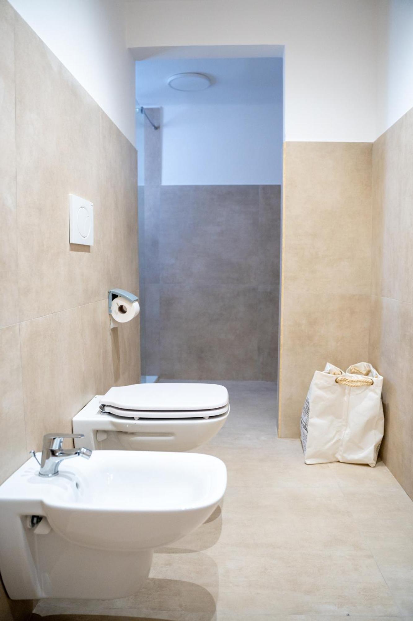 Principe Amedeo 93 Bed & Breakfast Bari Luaran gambar