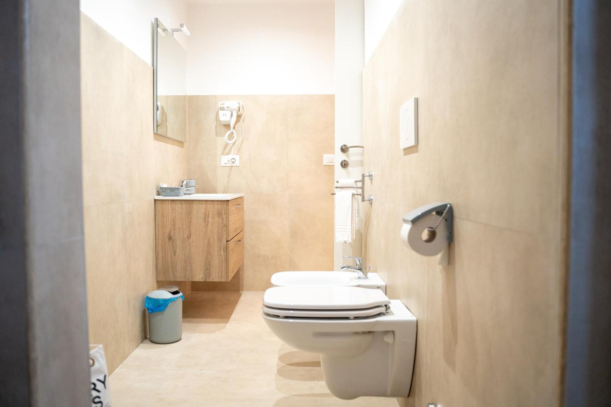 Principe Amedeo 93 Bed & Breakfast Bari Luaran gambar